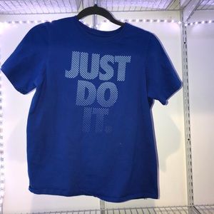 Nike tee